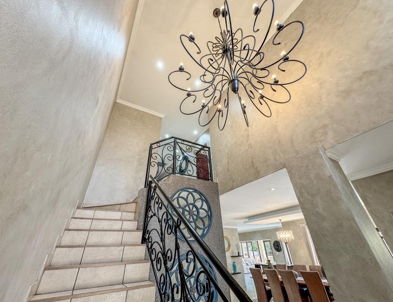 EXCLUSIVE MANDATE | Executive Family Home in Old Midstream Estate