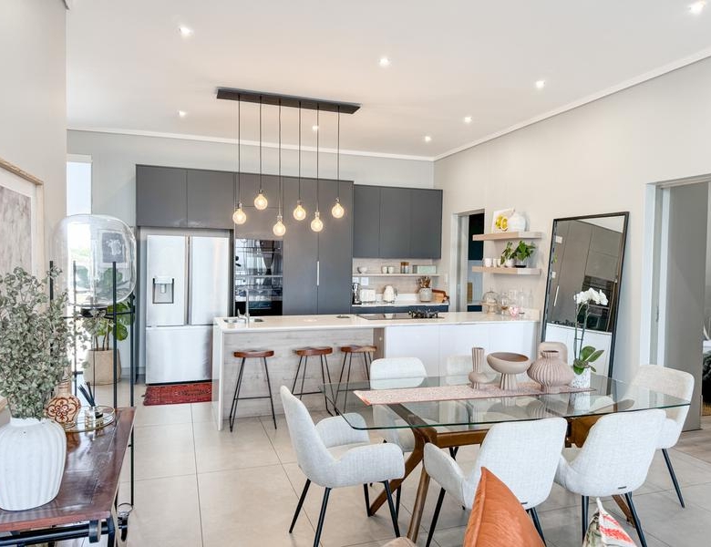 Beautiful Furnished Penthouse Unit available for Rent