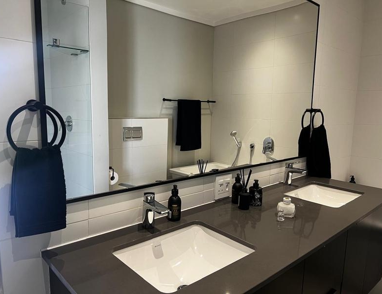 2 BEDROOM UNFURNISHED MODERN APARTMENT AVAILABLE FROM 1 NOVEMBER 2026