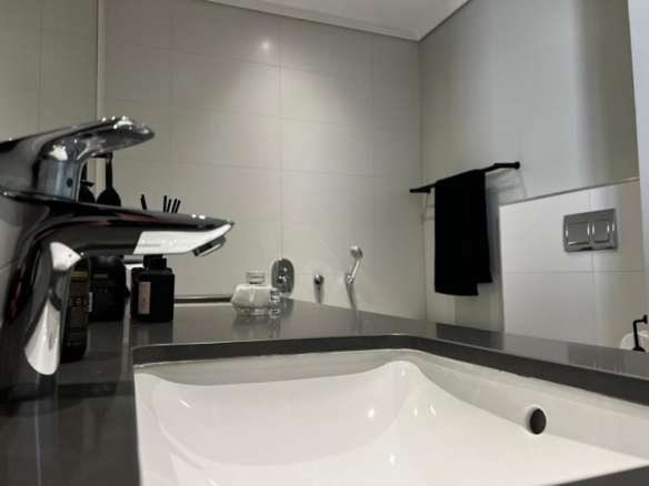 2 BEDROOM UNFURNISHED MODERN APARTMENT AVAILABLE FROM 1 NOVEMBER 2026