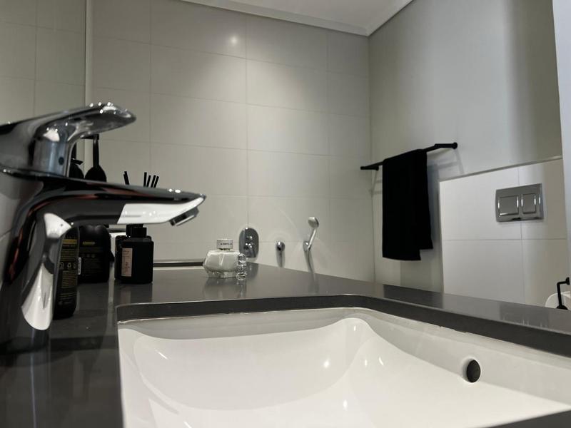2 BEDROOM UNFURNISHED MODERN APARTMENT AVAILABLE FROM 1 NOVEMBER 2026