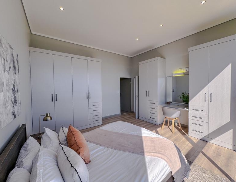 Luxury 2 Bedroom Apartment to Rent in Ascend to Midstream.