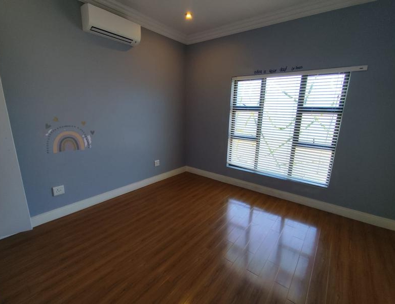 Excelllent home available immediatley