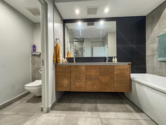 ASCEND PENTHOUSE IN BLOCK A FOR SALE!