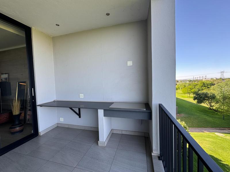 Lovely 2 Bed Luxury Apartment Available for Rental -Golf Course View