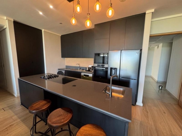 Lovely 2 Bed Luxury Apartment Available for Rental -Golf Course View