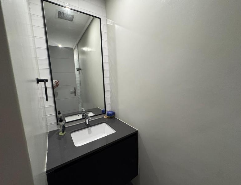 Lovely 2 Bed Luxury Apartment Available for Rental -Golf Course View