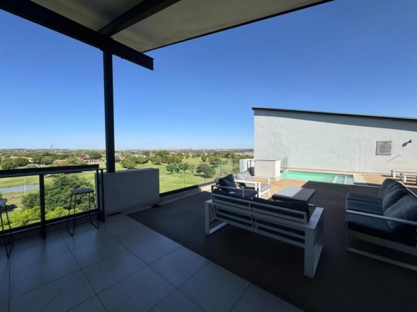 Lovely 2 Bed Luxury Apartment Available for Rental -Golf Course View