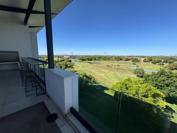 Lovely 2 Bed Luxury Apartment Available for Rental -Golf Course View