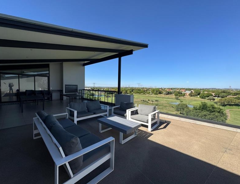 Lovely 2 Bed Luxury Apartment Available for Rental -Golf Course View
