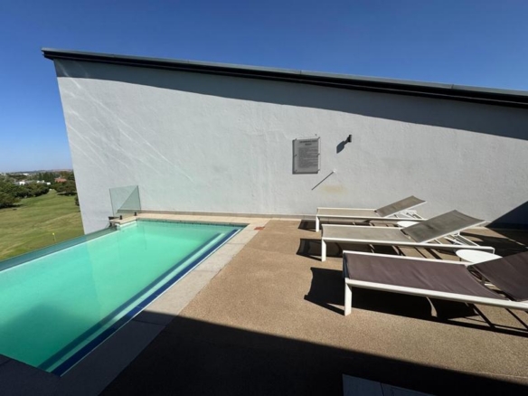 Lovely 2 Bed Luxury Apartment Available for Rental -Golf Course View